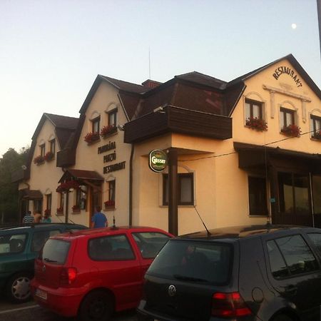 Panorama Panzio Bed & Breakfast Tatabanya Ngoại thất bức ảnh